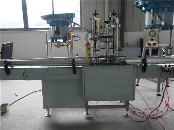 24 Heads Bottle Toilet water Filling Machine