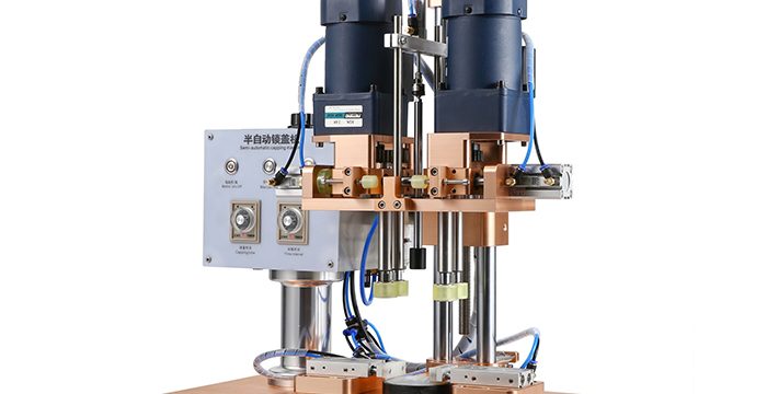 Semi-Automatic Spindle Bottle Capping Machine