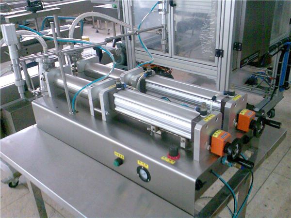 Good Quality Double Heads Chilli Sauce Filling Machine 